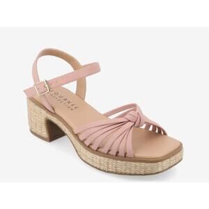 NWT Journee Collection Hally Platform Sandal size 7